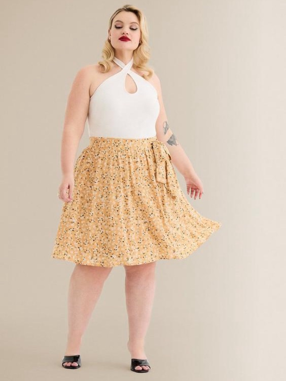 Torrid Retro Chic Yellow Floral Skirt